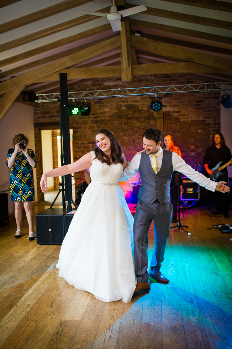 dodford_manor_wedding_photogaphy_doddord-manor-barns-wedding-39