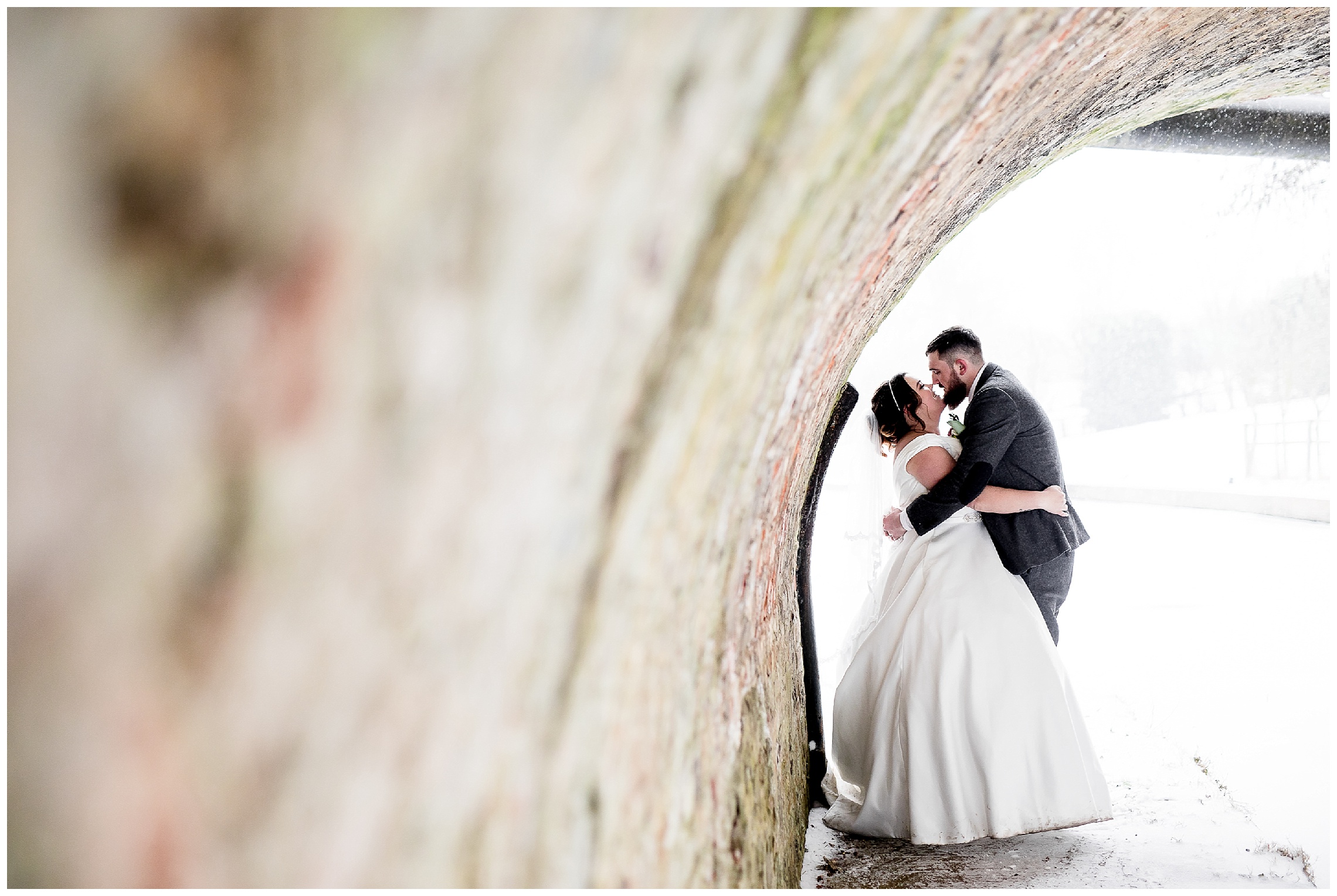 dodmoor-house-snow-wedding