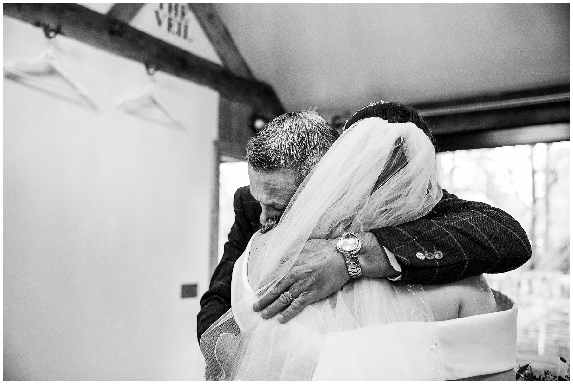 dad crying as he sees his bride