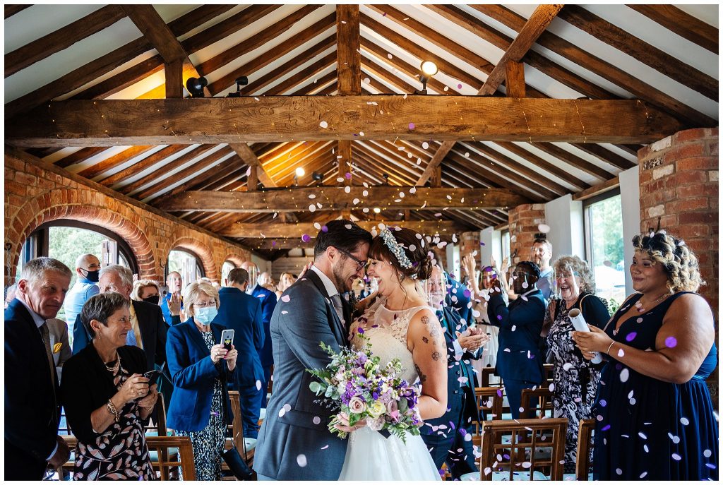 dodmoor house confetti wedding